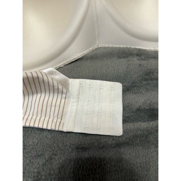 Cacique Simply Wire Free T-shirt Bra, cream with gold stripes and lace, 42DD - Picture 8 of 15